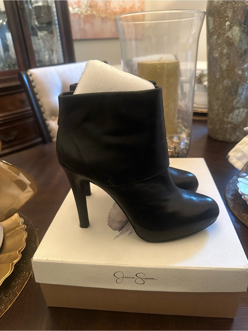 Slightly Worn Size 8 Jessica Simpson Black Leather Fold-Over Ankle Bootie